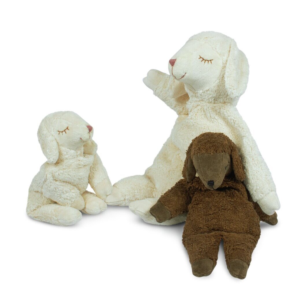 senger brown cuddle lamb depicted with the large and small white cuddle lambs