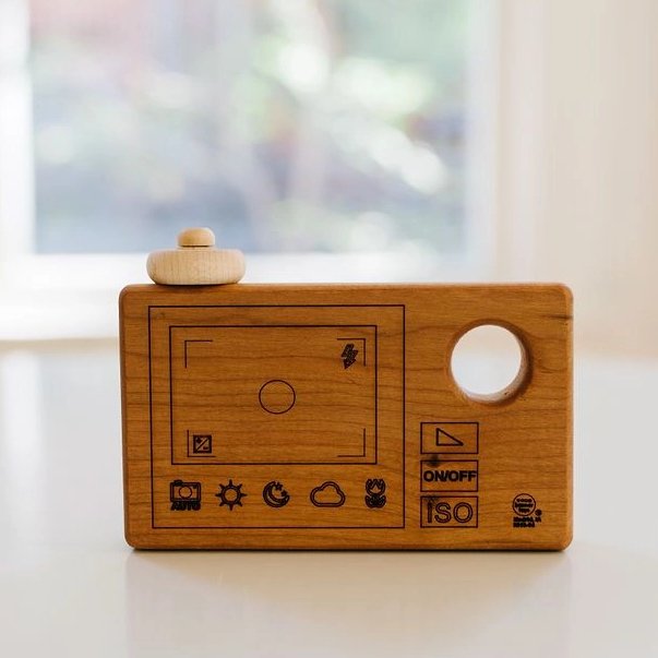 Bannor Toys Wooden Play Camera by Bannor Toys - blueottertoys-BN-WSCAMERA